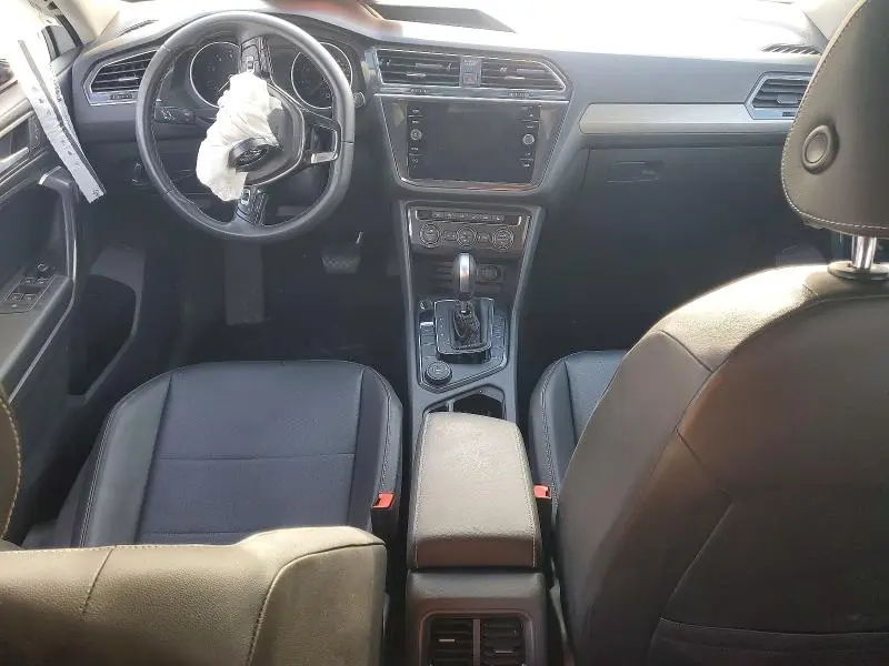 2021 VOLKSWAGEN TIGUAN SE  