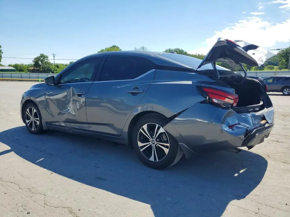 2022 NISSAN SENTRA SV  