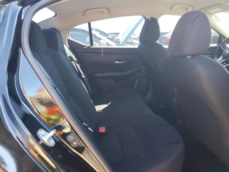 2022 NISSAN SENTRA S  