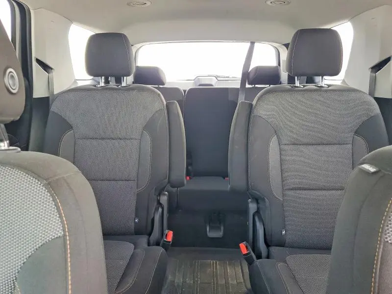 2019 CHEVROLET TRAVERSE LT  