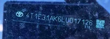 2020 TOYOTA CAMRY XLE  