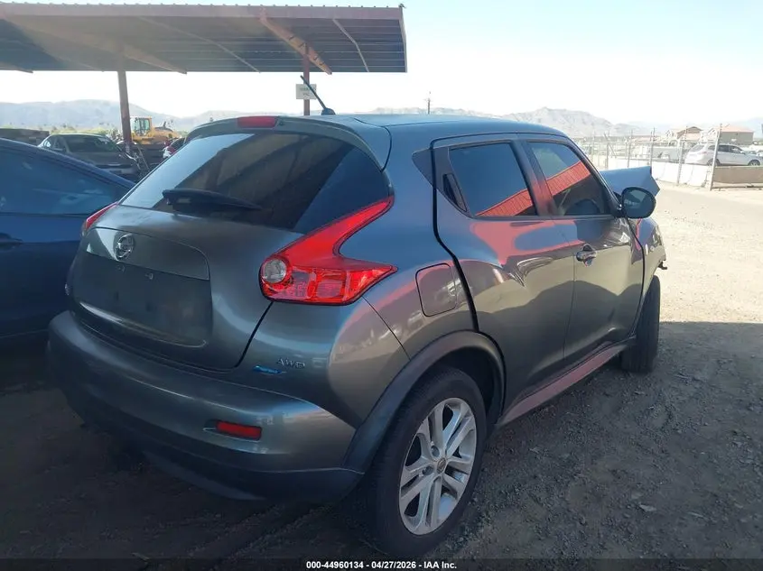 2013 NISSAN JUKE S