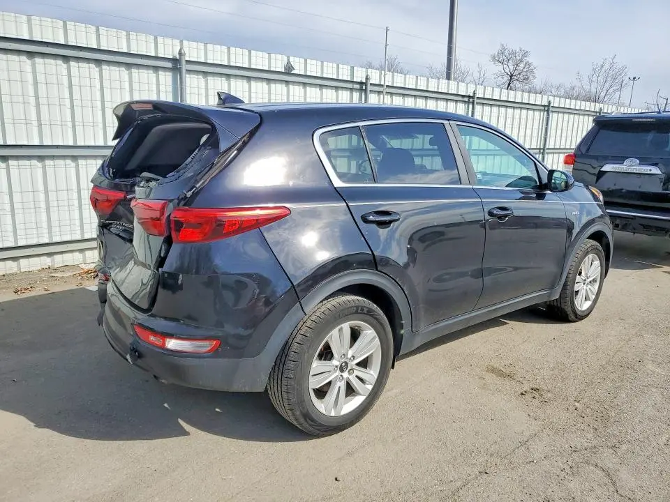 2017 KIA SPORTAGE LX  