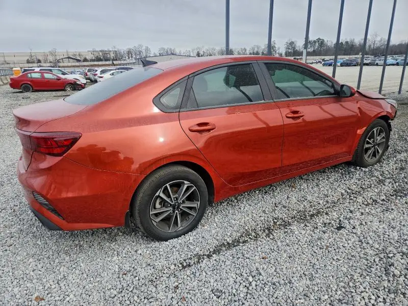 2024 KIA FORTE LX  
