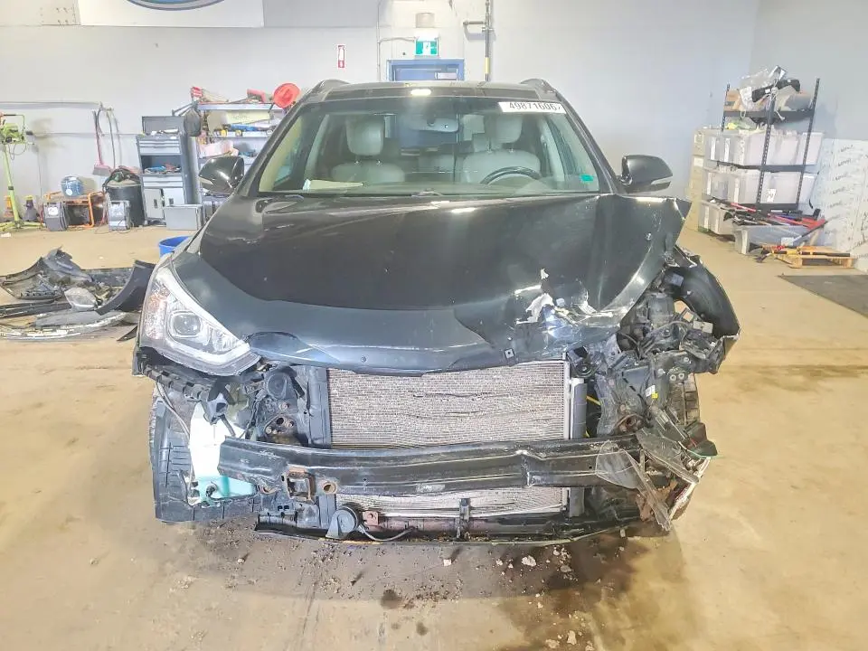 2016 HYUNDAI SANTA FE SE  