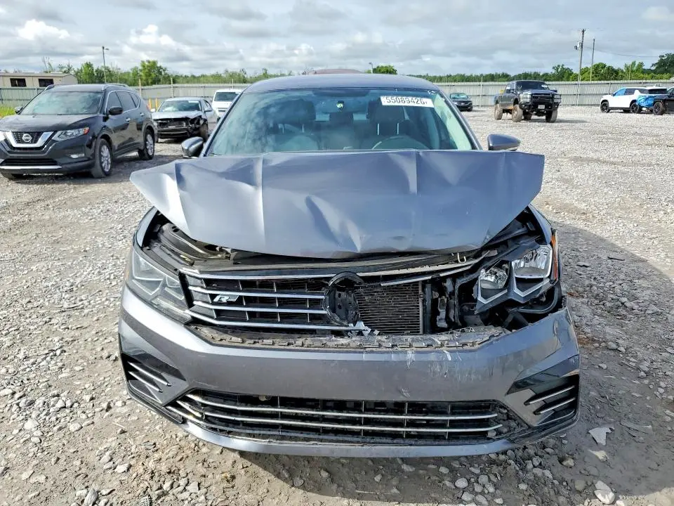 2016 VOLKSWAGEN PASSAT S  