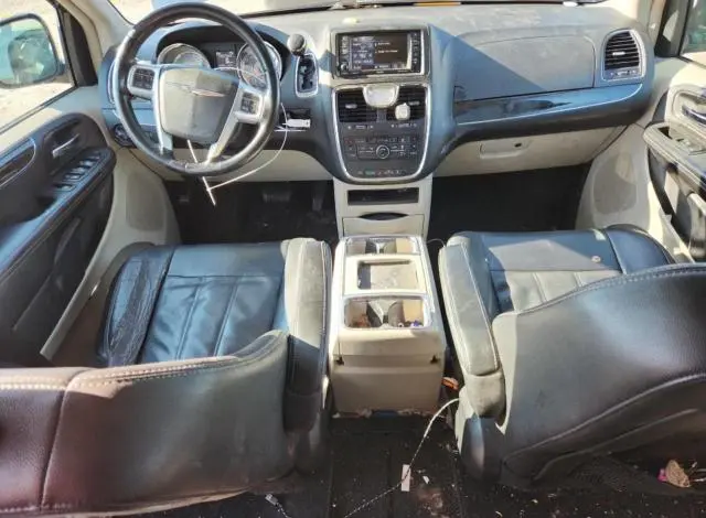 2013 CHRYSLER TOWN & COUNTRY TOURING  