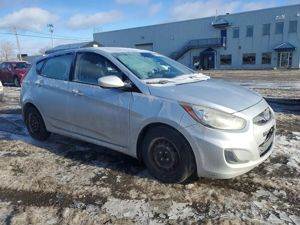 2014 HYUNDAI ACCENT GS  