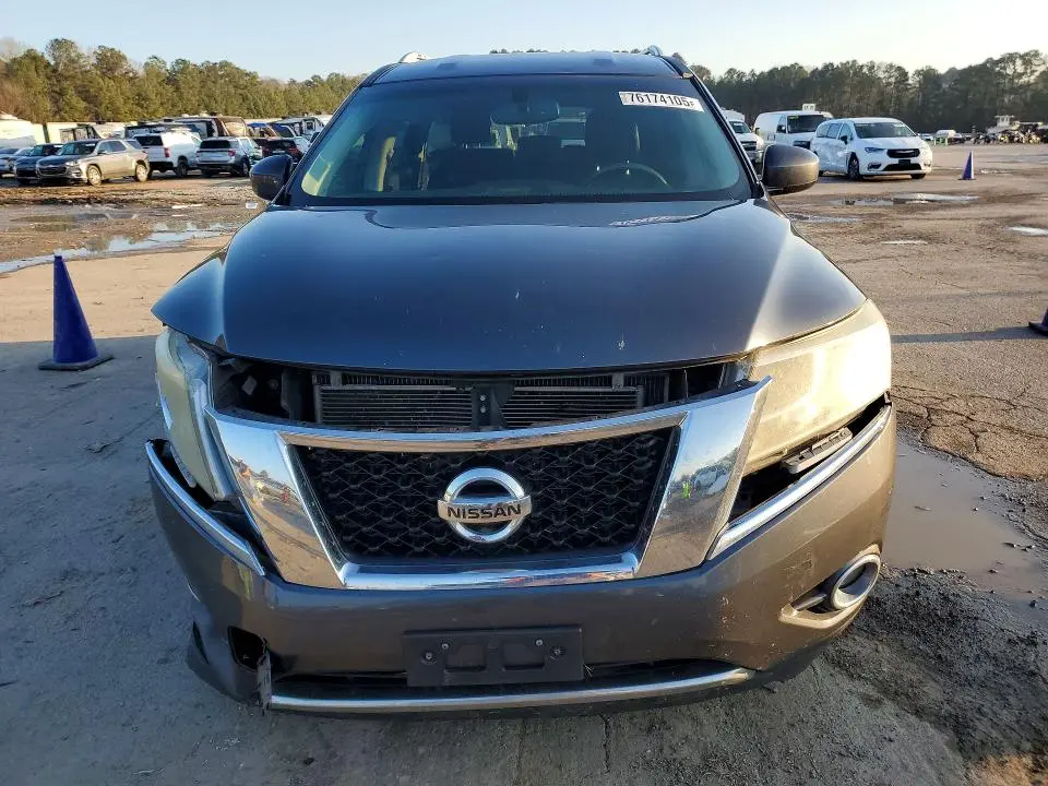 2013 NISSAN PATHFINDER S  