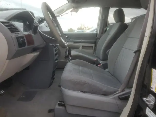 2010 CHRYSLER TOWN & COUNTRY LX  