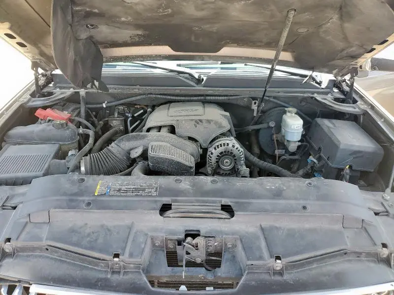 2011 CHEVROLET SUBURBAN C1500 LT  