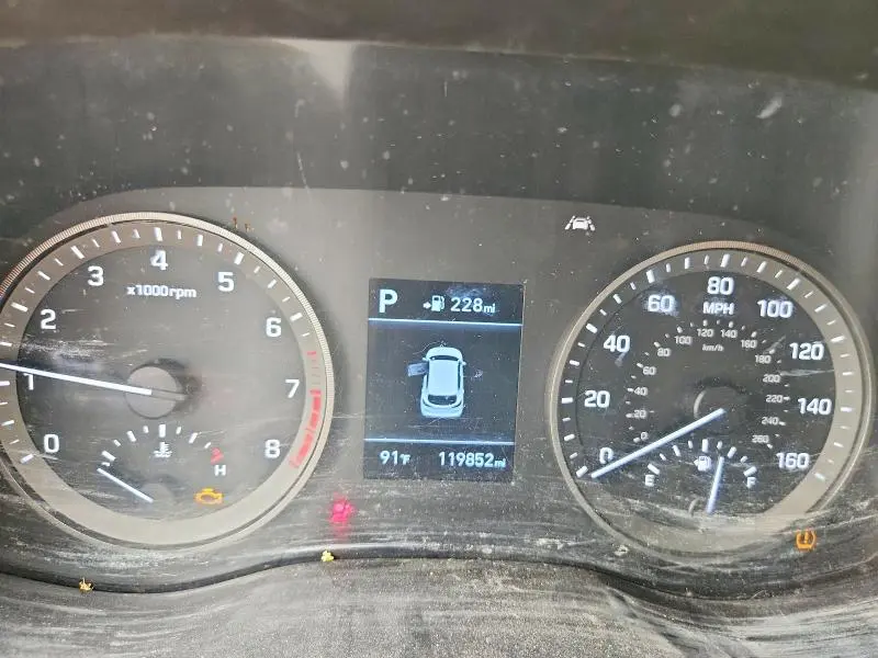 2019 HYUNDAI TUCSON SE  
