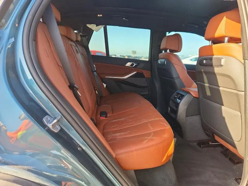 2025 BMW X5 XDRIVE50E  