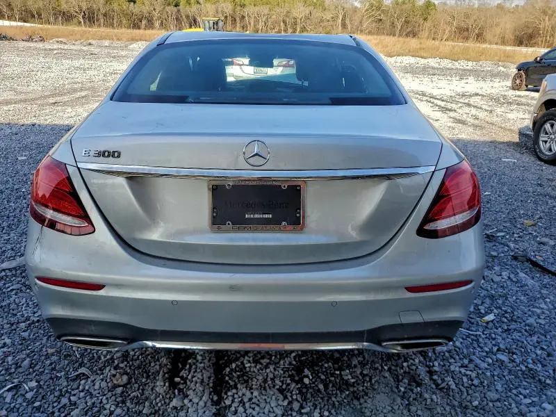 2018 MERCEDES-BENZ E 300  