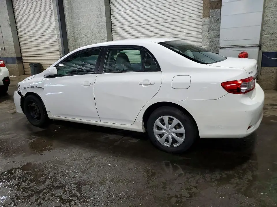 2011 TOYOTA COROLLA LE  