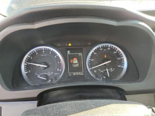 2017 TOYOTA HIGHLANDER SE  