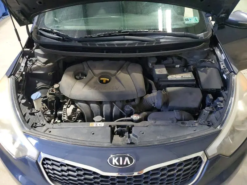 2015 KIA FORTE LX  
