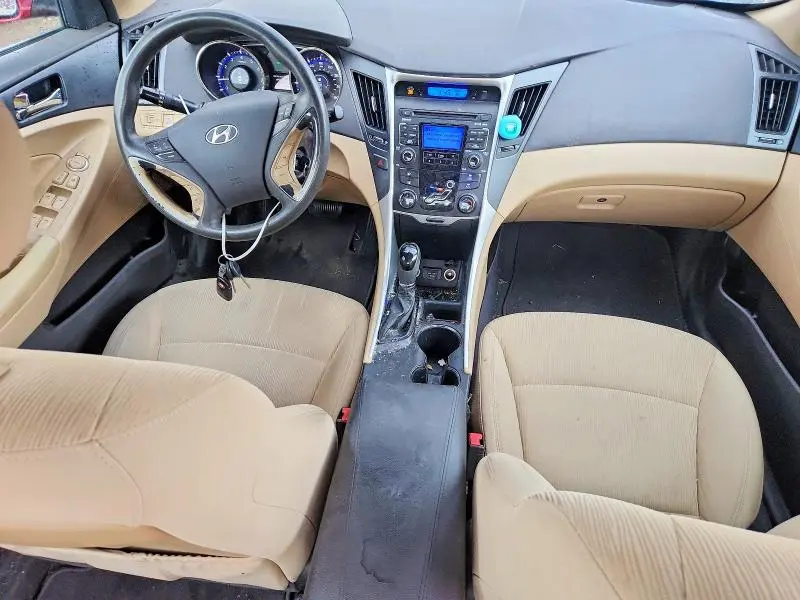 2011 HYUNDAI SONATA GLS  