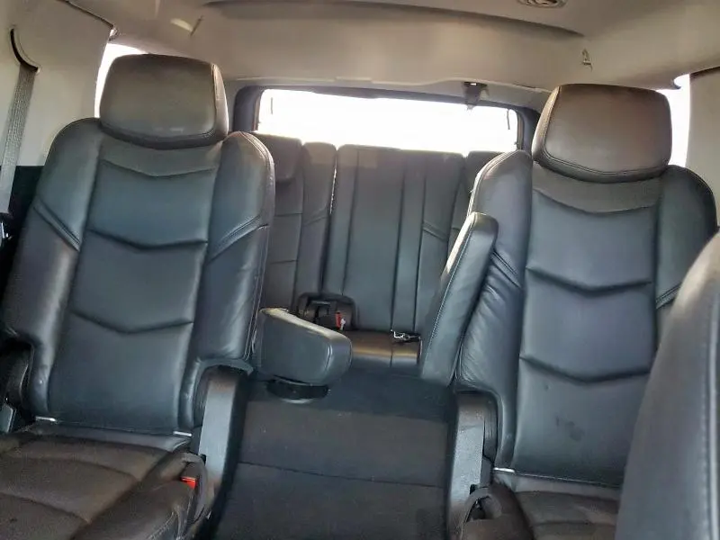2019 CADILLAC ESCALADE LUXURY  