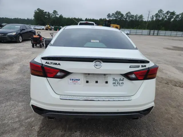 2022 NISSAN ALTIMA SR  