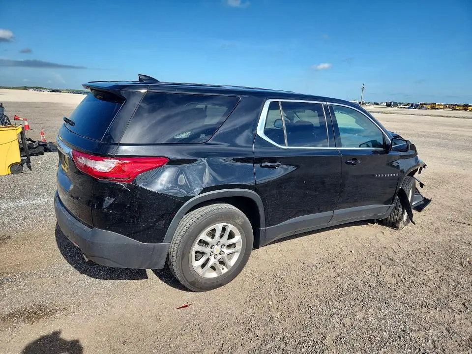 2020 CHEVROLET TRAVERSE LS  