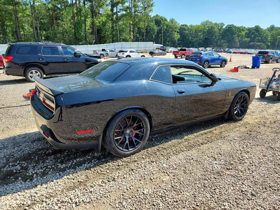 2016 DODGE CHALLENGER SRT HELLCAT  