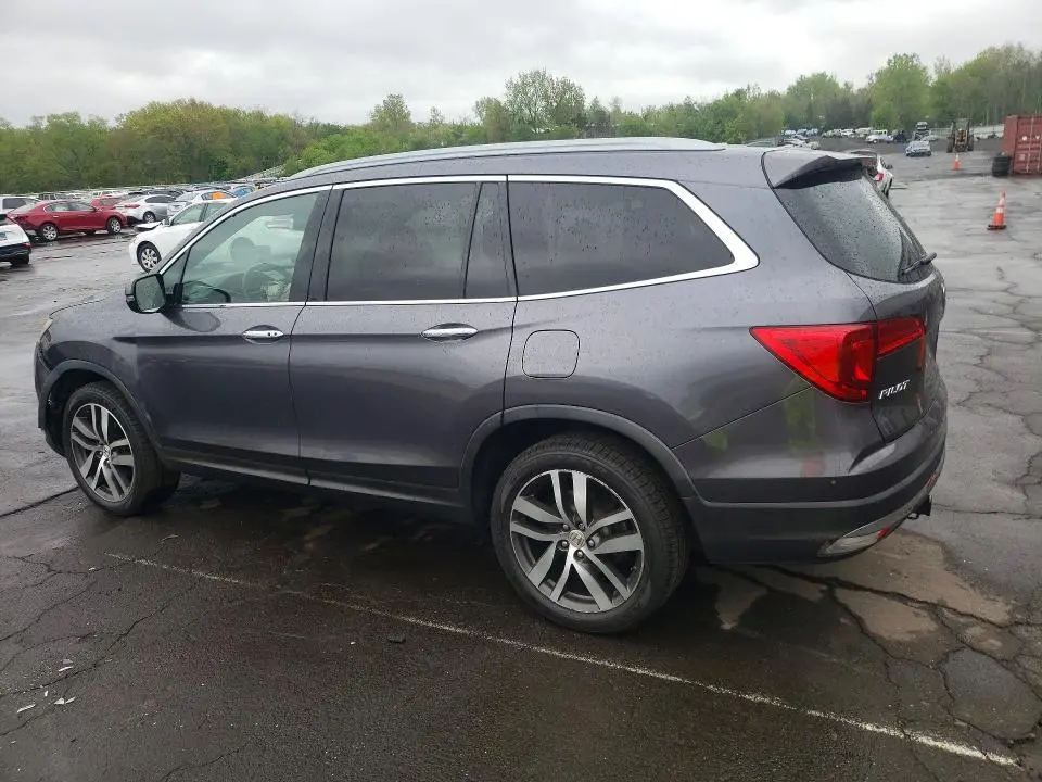 2017 HONDA PILOT TOURING  