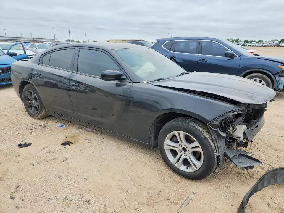 2018 DODGE CHARGER SXT  