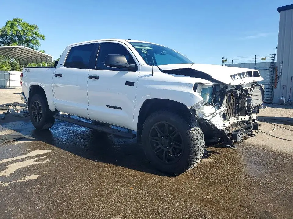 2019 TOYOTA TUNDRA SR5  