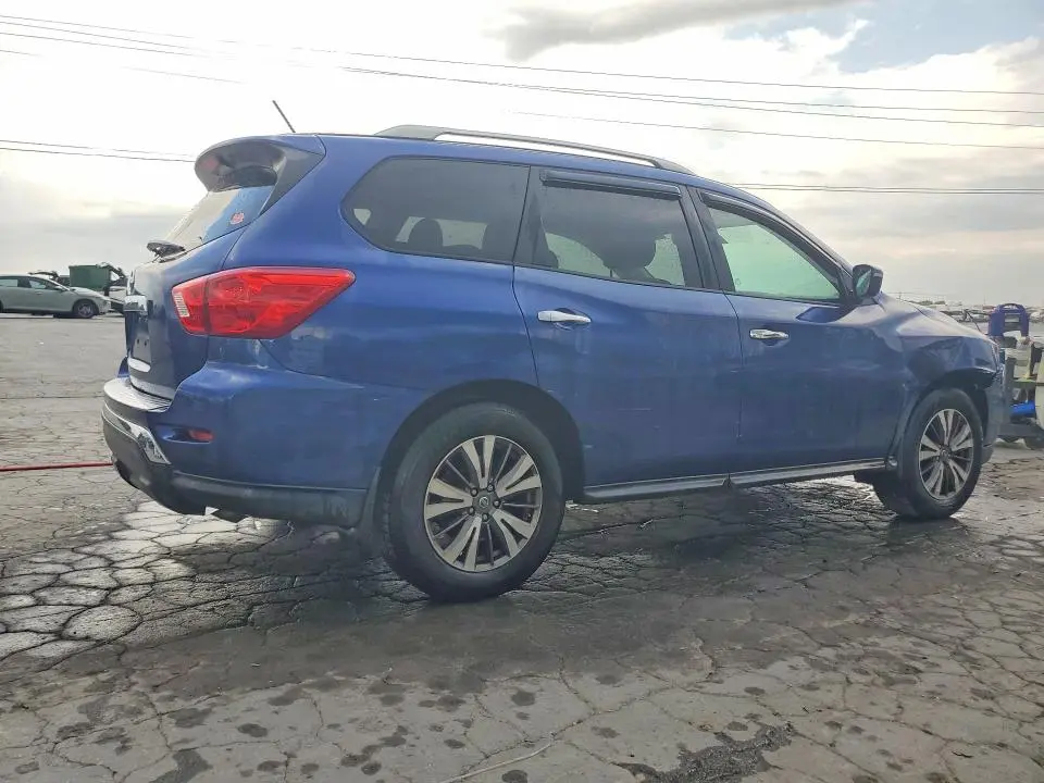 2017 NISSAN PATHFINDER S  