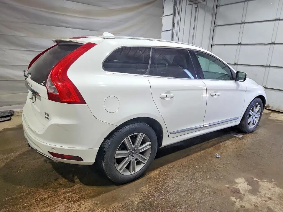 2017 VOLVO XC60 T5 INSCRIPTION  
