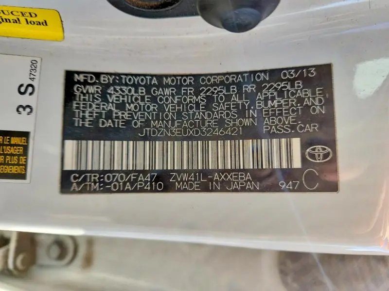 2013 TOYOTA PRIUS V TWO  