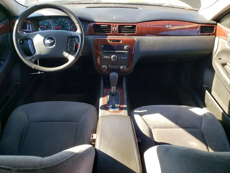 2010 CHEVROLET IMPALA LT  