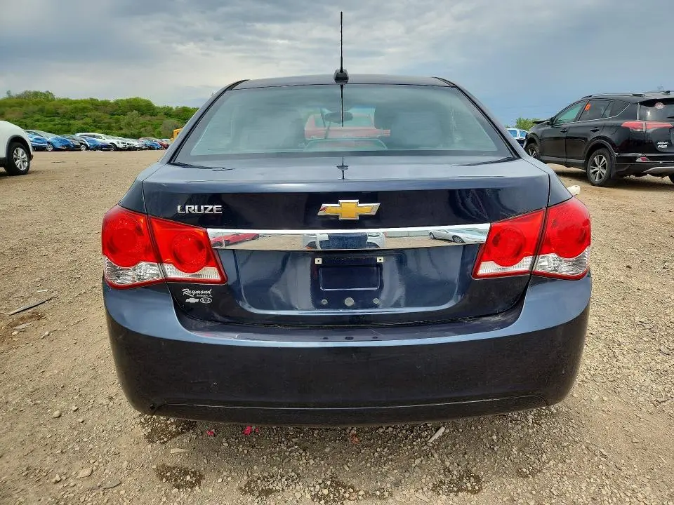2015 CHEVROLET CRUZE LS  