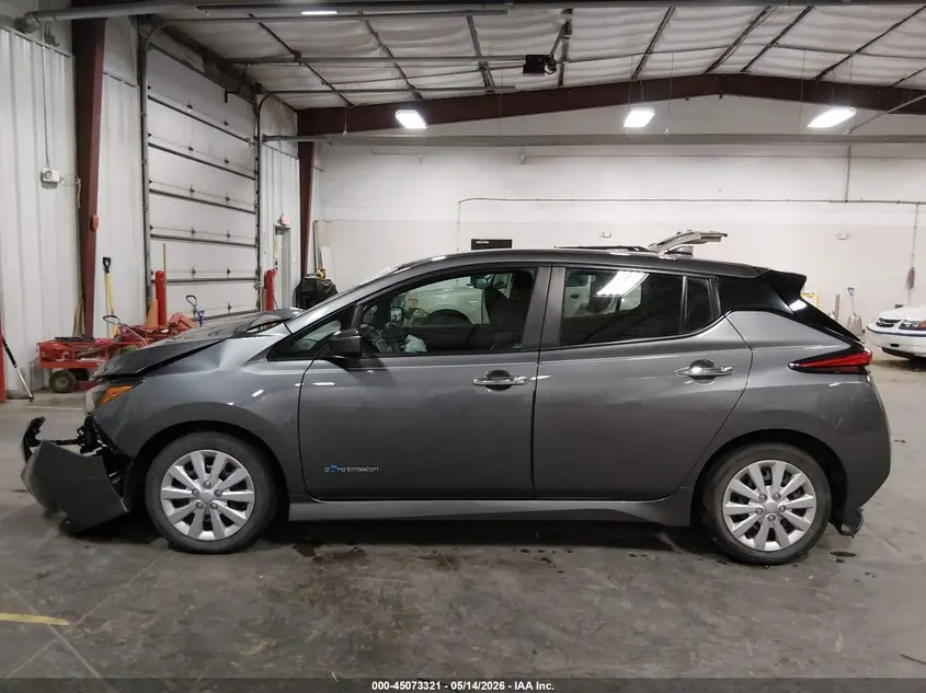 2018 NISSAN LEAF S