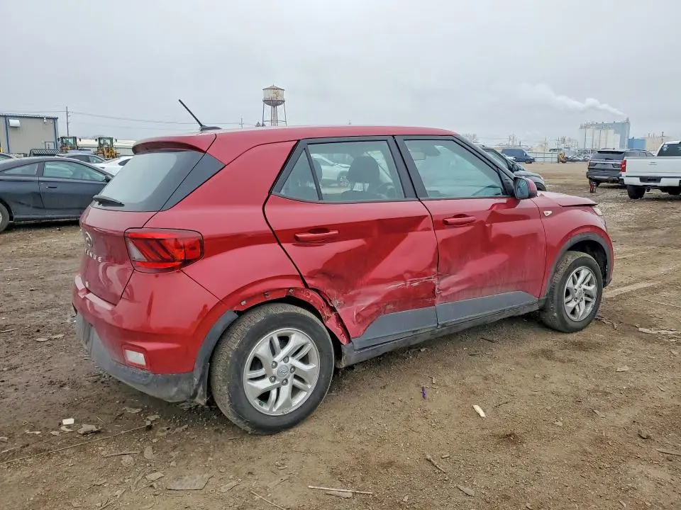 2025 HYUNDAI VENUE SE  