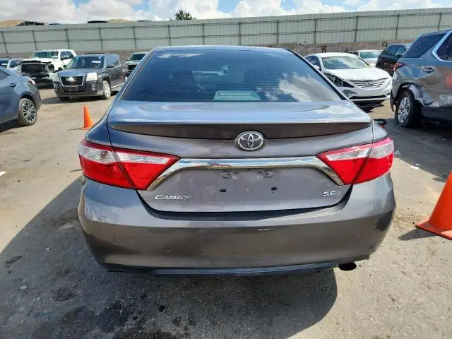 2016 TOYOTA CAMRY LE  