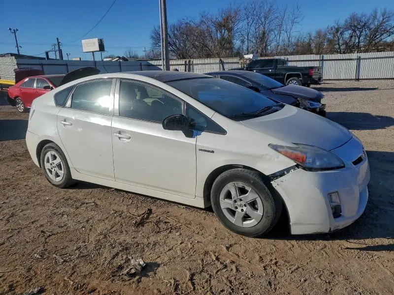 2011 TOYOTA PRIUS   
