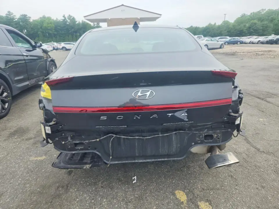 2021 HYUNDAI SONATA SEL  