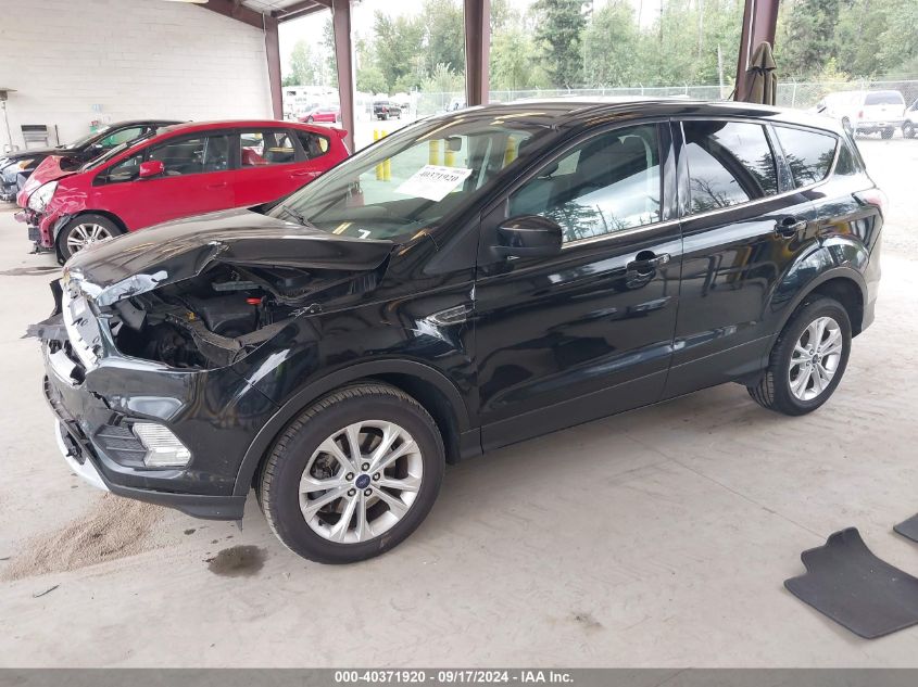 2017 FORD ESCAPE SE