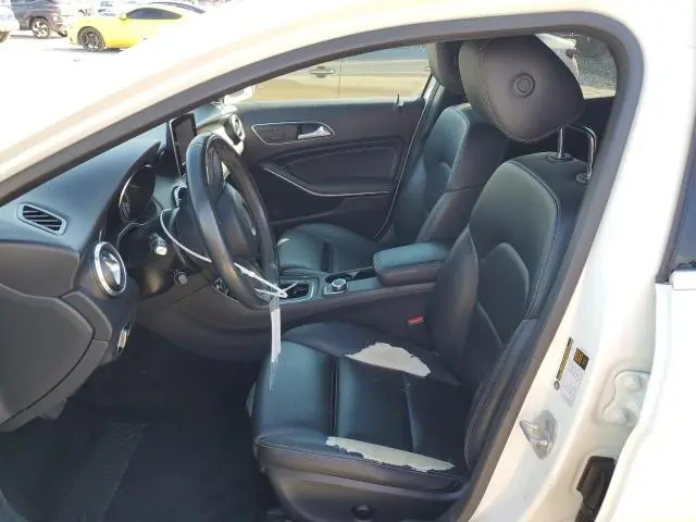 2017 MERCEDES-BENZ GLA 250  