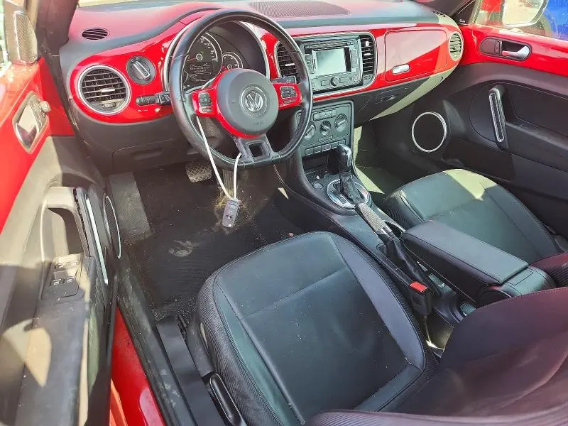 2013 VOLKSWAGEN BEETLE   