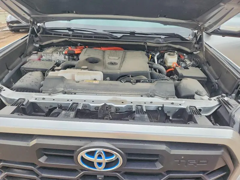 2023 TOYOTA TUNDRA CREWMAX LIMITED  