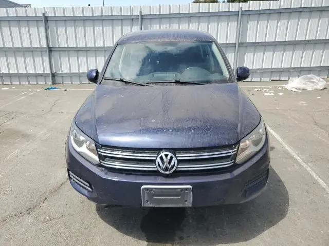 2013 VOLKSWAGEN TIGUAN S  