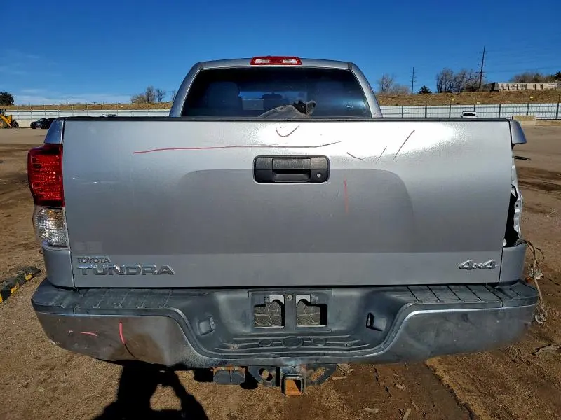 2011 TOYOTA TUNDRA DOUBLE CAB SR5  