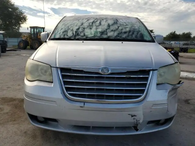 2010 CHRYSLER TOWN & COUNTRY TOURING  