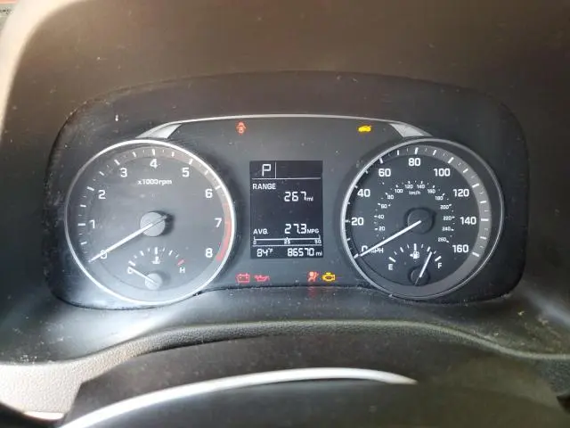 2018 HYUNDAI ELANTRA SE