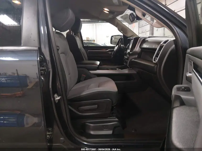 2019 RAM 1500 BIG HORN/LONE STAR  4X4 5'7 BOX