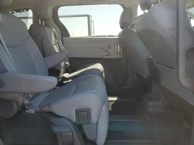 2024 TOYOTA SIENNA LIMITED  