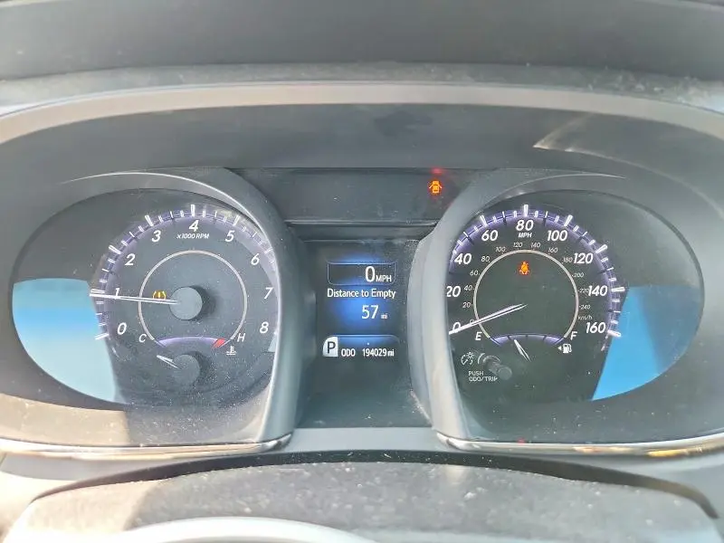 2016 TOYOTA AVALON LIMITED  